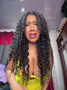 serena_willow webkamerás műsora