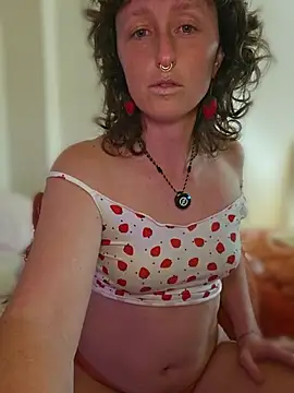 mossy_kiss Show in webcam