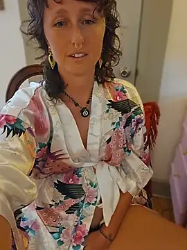 הופעת וובקאם של mossy_kiss
