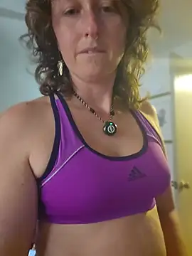 mossy_kiss Show in webcam