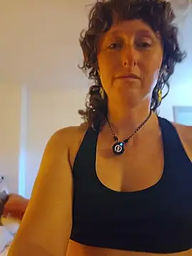 mossy_kiss Show in webcam