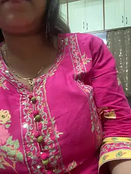 Czat XXX na żywo – reet_kaur69