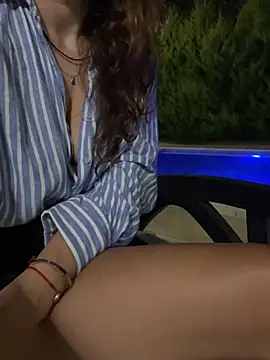 -Ashi Adlı Modelin Web Kamerası Şovu