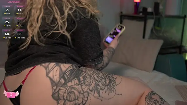 Chat XXX en directo de SweetJessica_