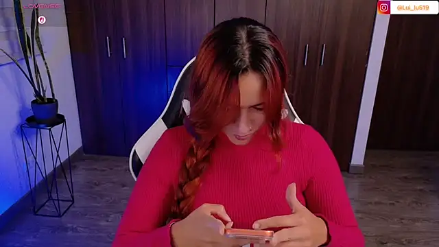 ImLui_lu Show in webcam