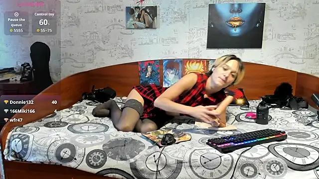 KagamiTayga's Live XXX Chat