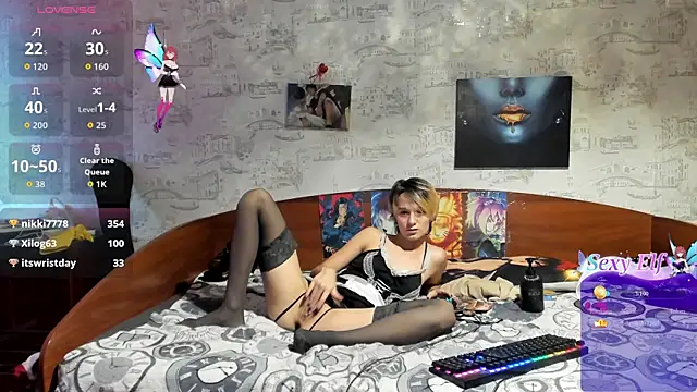KagamiTayga Adlı Modelin Canlı XXX Sohbeti