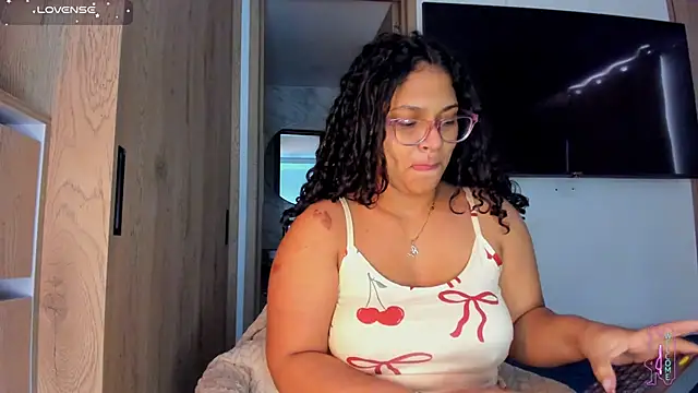 iriss_25n Live XXX chat