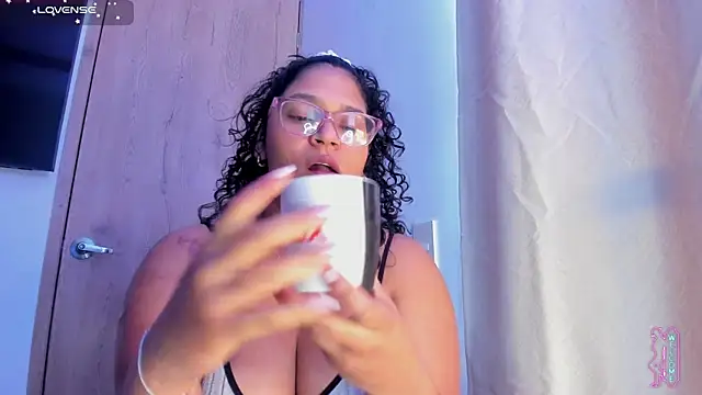 iriss_25 Live XXX-chat