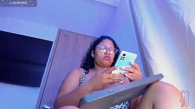 iriss_25 Chat XXX in diretta