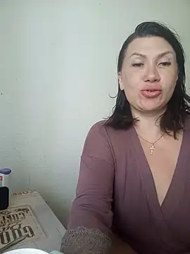 ROXOLANAA_SEXY লাইভ চ্যাট রুম