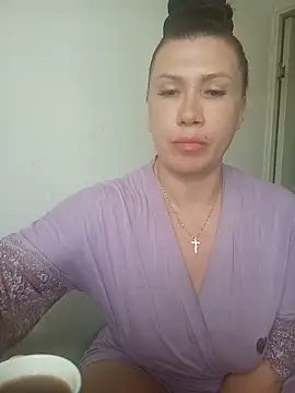 ROXOLANAA_SEXY – live chatrum