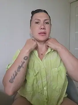 Show de ROXOLANAA_SEXY na webcam