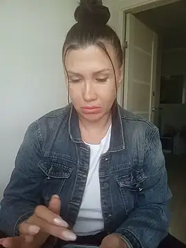 ROXOLANAA_SEXY Live chatroom