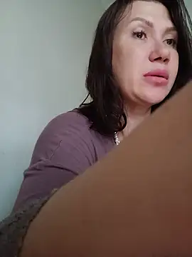 ROXOLANAA_SEXY Show in webcam