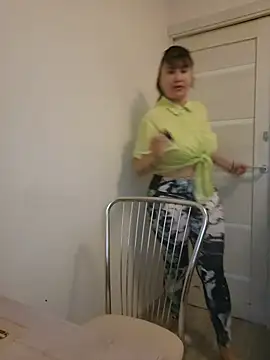 Pokazy przed kamerką – ROXOLANAA_SEXY