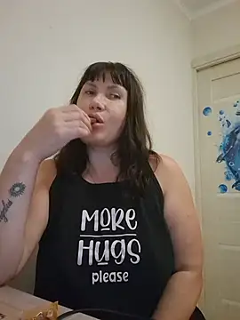 ROXOLANAA_SEXY Show in webcam