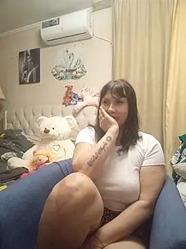 ROXOLANAA_SEXY Adlı Modelin Web Kamerası Şovu