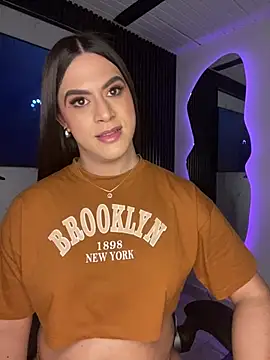 Naughtysofiaa Webcam-Show