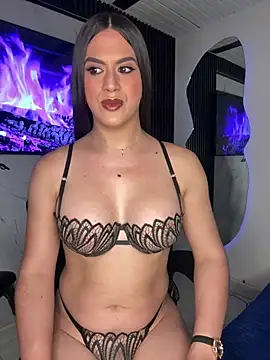 Naughtysofiaa – webcam-show