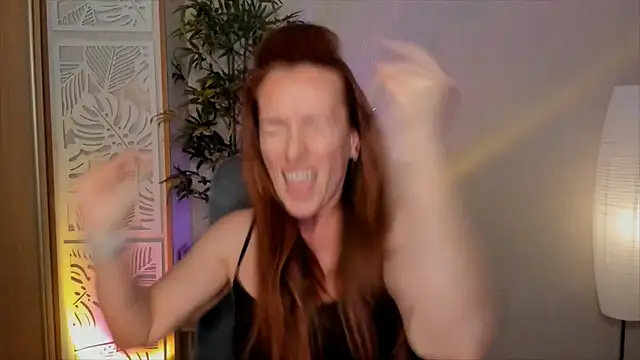 RebeccaMartinez – Naživo XXX chat