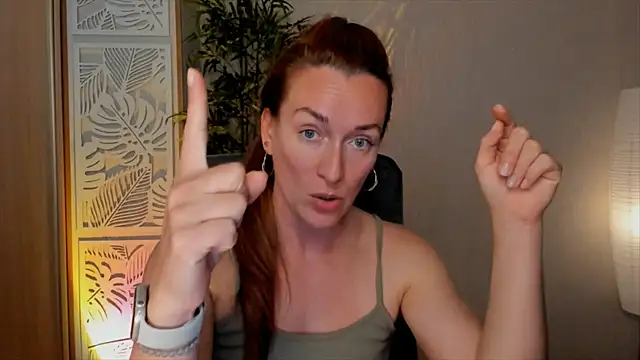 RebeccaMartinez's Live XXX Chat