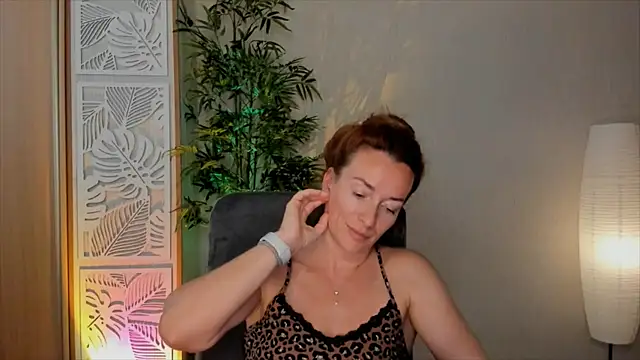 RebeccaMartinez – Naživo XXX chat