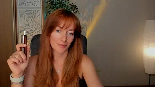XXX chat uživo modela RebeccaMartinez