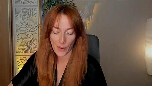 RebeccaMartinez 即時 XXX 聊天