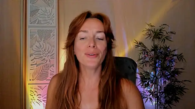 RebeccaMartinez Adlı Modelin Canlı XXX Sohbeti