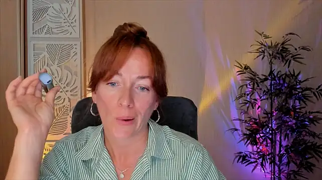 RebeccaMartinez's Live XXX Chat