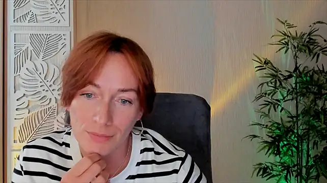 RebeccaMartinez's Live XXX Chat