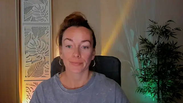 RebeccaMartinez's Live XXX Chat