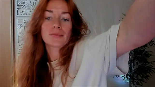 RebeccaMartinez Adlı Modelin Canlı XXX Sohbeti