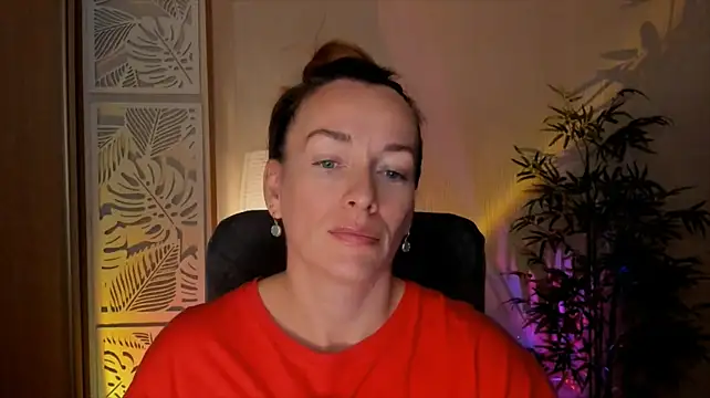 Pokazy przed kamerką – RebeccaMartinez