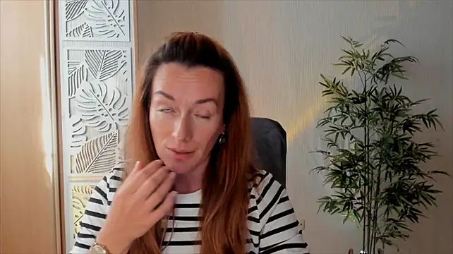 RebeccaMartinez ওয়েবক্যাম শো