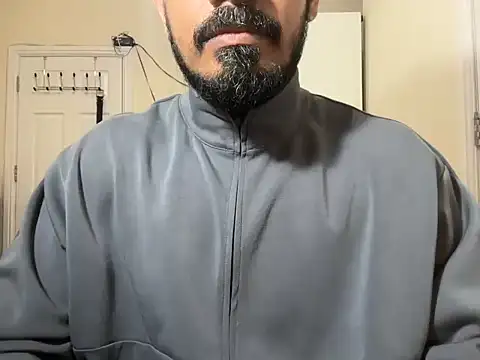 celibate-monk Show in webcam