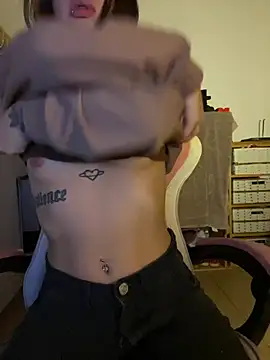 QueenCat222 Webcam show
