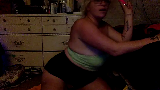 Show Webcam de TrashleyRosebud