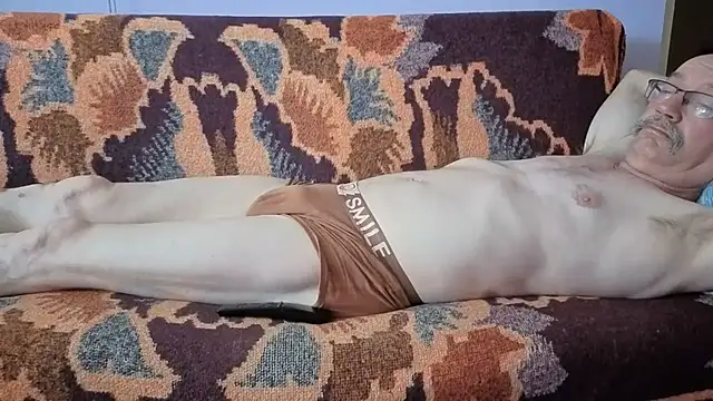 Show webcam de cumloverboyxx69