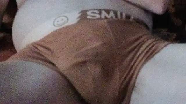 הופעת וובקאם של cumloverboyxx69