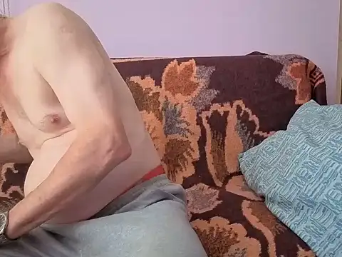 cumloverboyxx69 webkamerás műsora