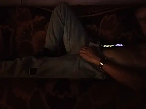 cumloverboyxx69 Adlı Modelin Web Kamerası Şovu