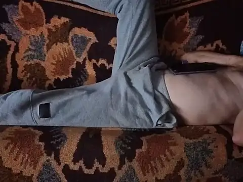 Pokazy przed kamerką – cumloverboyxx69