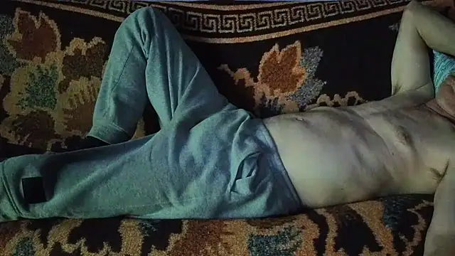 cumloverboyxx69のウェブカメラショー