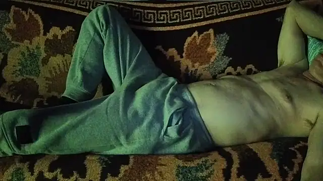 cumloverboyxx69 webkamerás műsora