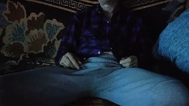 cumloverboyxx69 webkamerás műsora