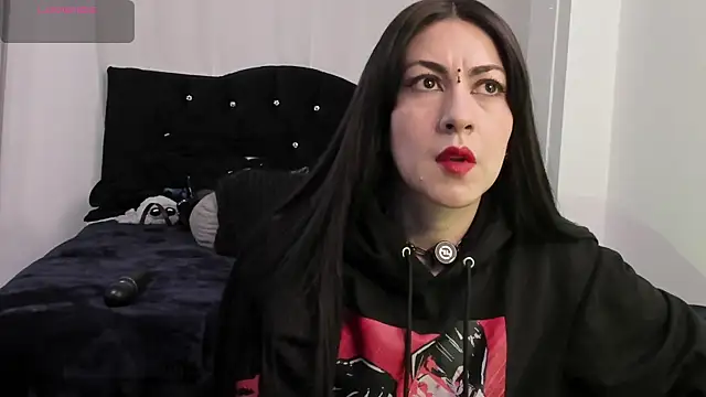Czat XXX na żywo – Amy_Aloqua