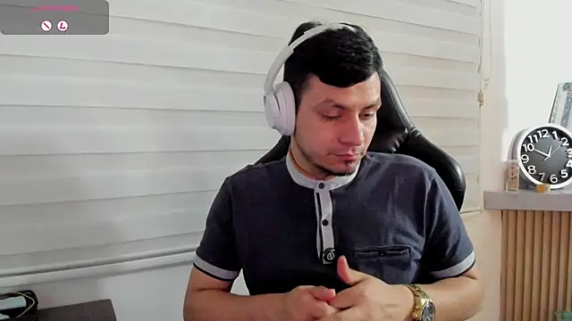 عرض كام Rick_Adams