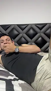 Rick_Adams Show in webcam